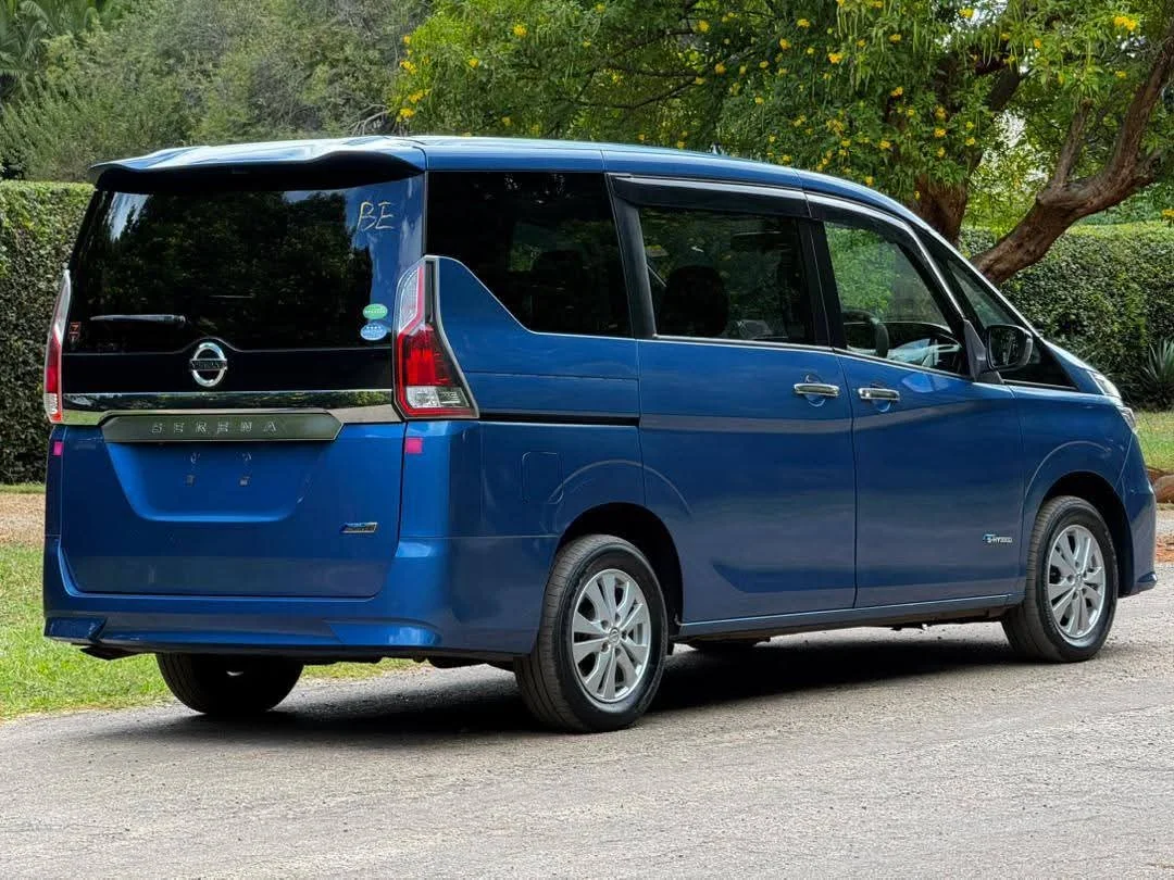 Nissan Serena C26